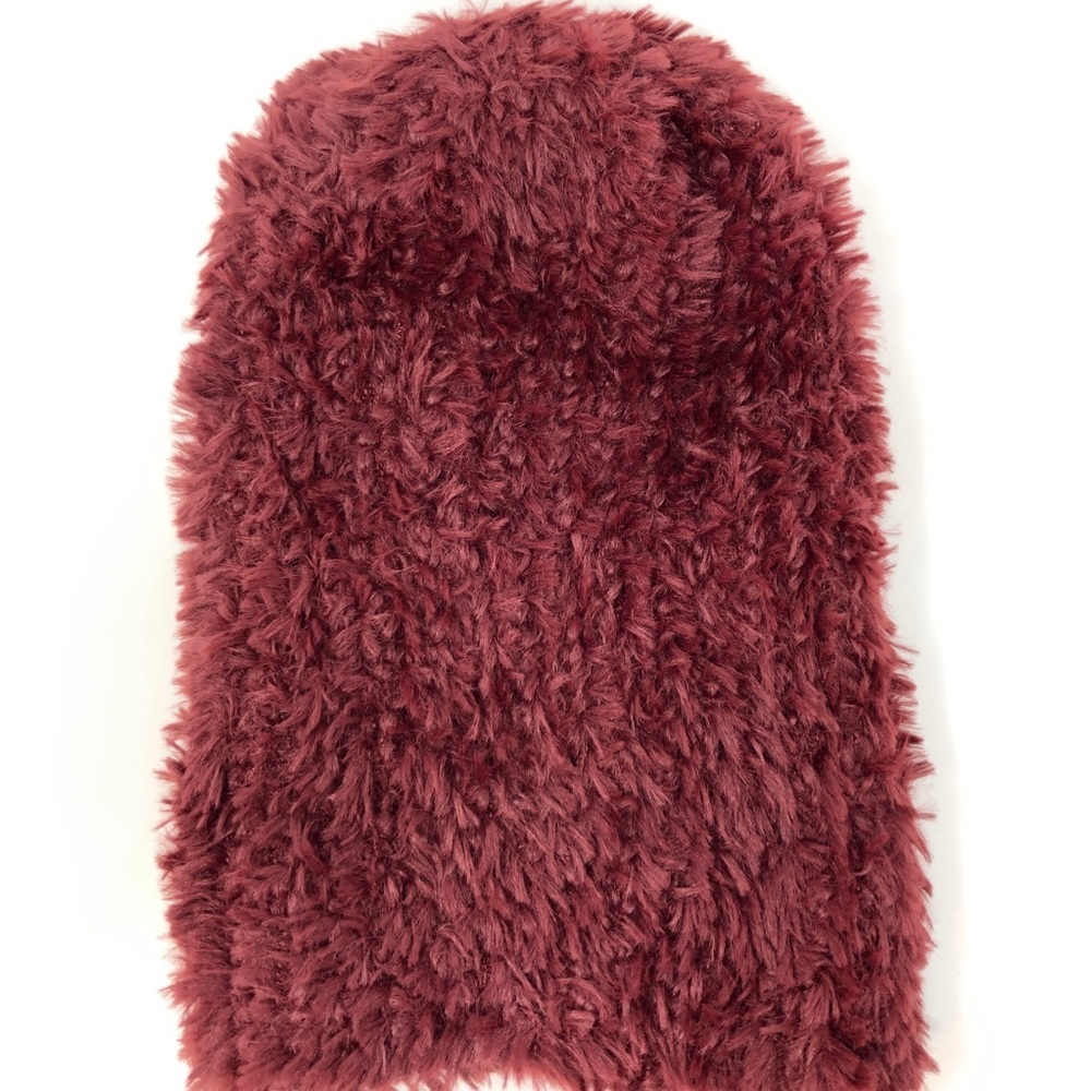 NWT FREE PEOPLE FUZZY BEANIE - Picture 4 of 6